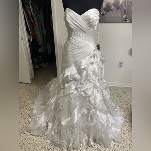 Organza Ruffled Wedding Dress